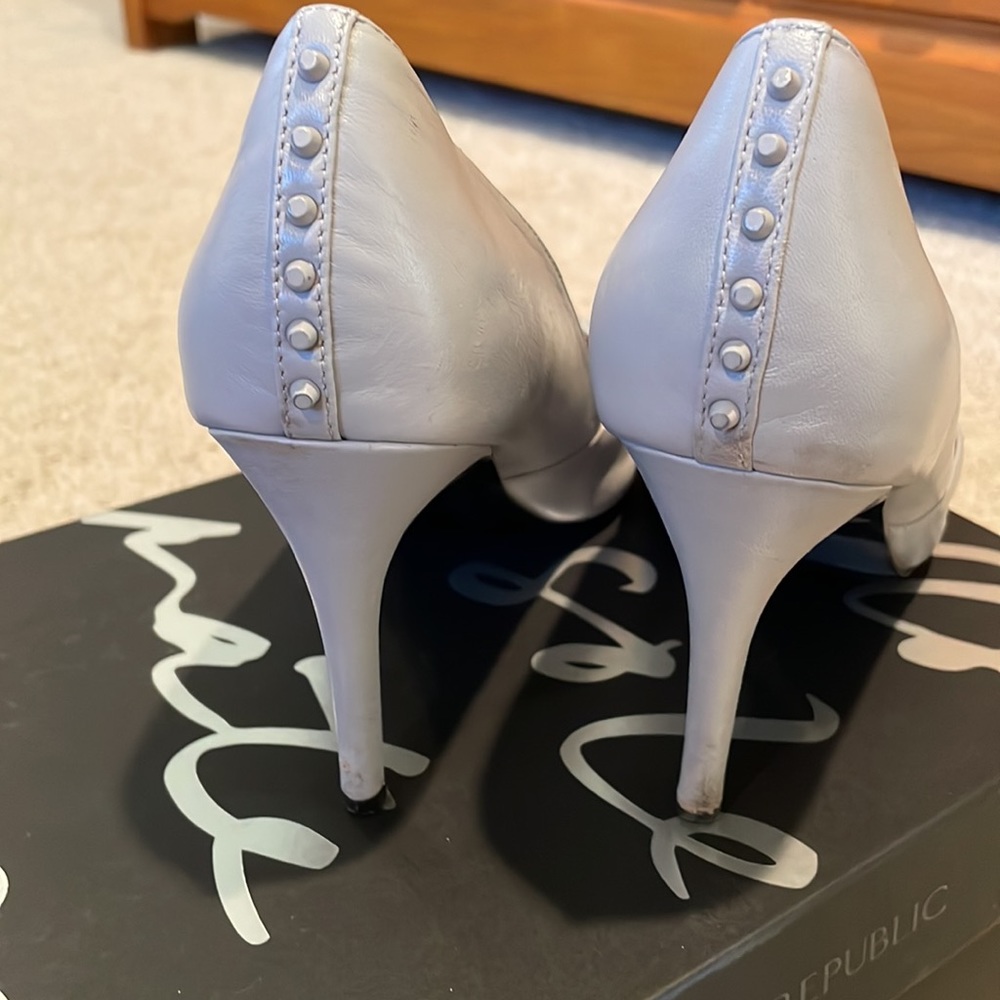 Gray Devlin Pump - image 3